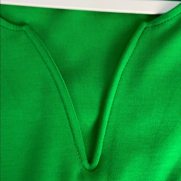 🎉HP🎉 3/4 Sleeve Round Neck top with Slit Detail - Picture 5 of 6